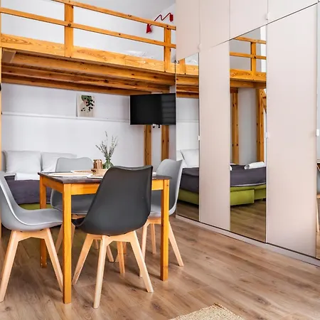 Sunset Boho Center By Uniquerent Апартаменты *