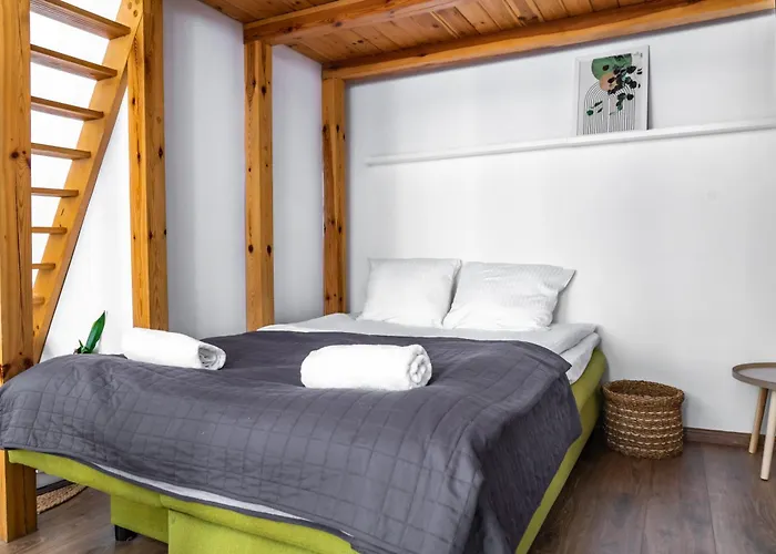 Sunset Boho Center By Uniquerent